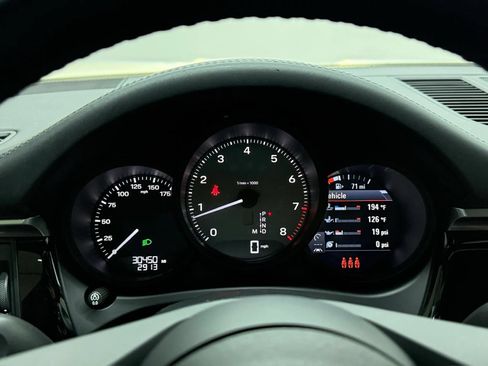 Used 2022 Porsche Macan S w/ Premium Package Plus AWD/4WD image 22