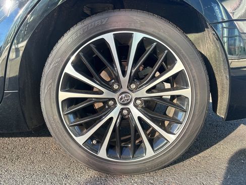 Used 2019 Toyota Camry SE image 23