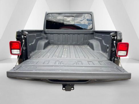 Used 2020 Jeep Gladiator Rubicon AWD/4WD image 31