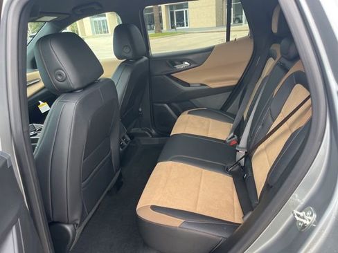 New 2026 Chevrolet Equinox ACTIV FWD image 34