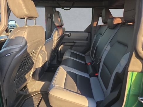 Certified 2023 Ford Bronco Big Bend w/ Sasquatch Package image 23