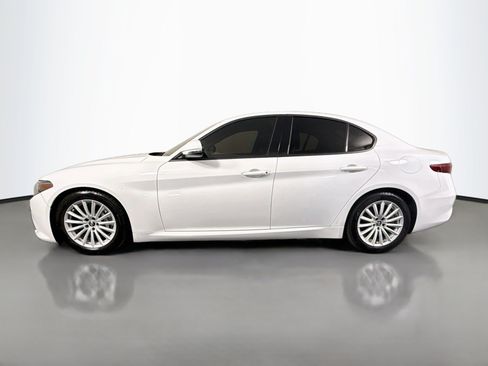 Used 2022 Alfa Romeo Giulia Sprint RWD image 6