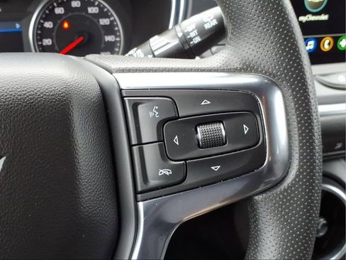 Used 2024 Chevrolet Blazer LT w/ Convenience Package image 32