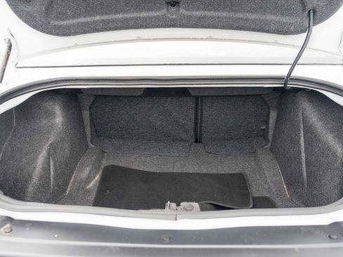 Used 2023 Dodge Challenger GT w/ Plus Package image 9