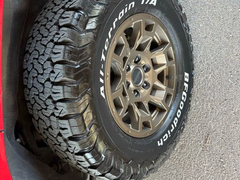 Used 2023 Toyota 4Runner 40th Anniversary SE image 32