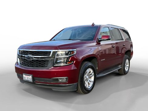 Used 2018 Chevrolet Tahoe LT image 1