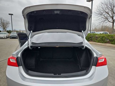 Used 2017 Chevrolet Malibu LS FWD image 33