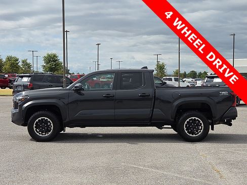 Used 2024 Toyota Tacoma TRD Off-Road AWD/4WD image 3