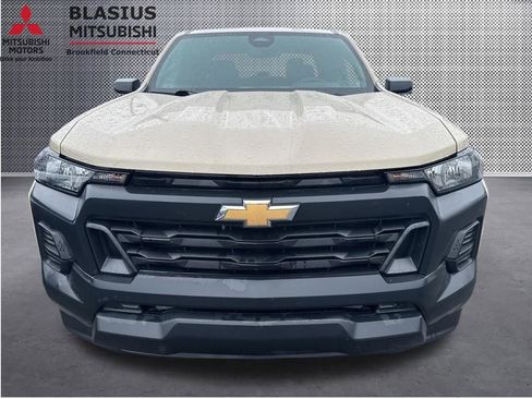 Used 2024 Chevrolet Colorado W/T RWD image 11