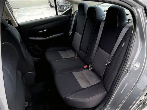 Used 2021 Nissan Sentra SV image 20