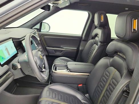 Used 2025 Rivian R1S Adventure AWD/4WD image 21