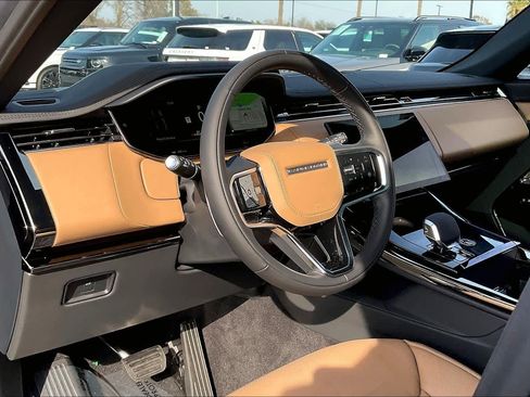 New 2026 Land Rover Range Rover Sport SE image 8