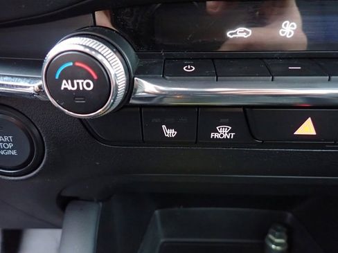 Used 2022 MAZDA MAZDA3 s image 25