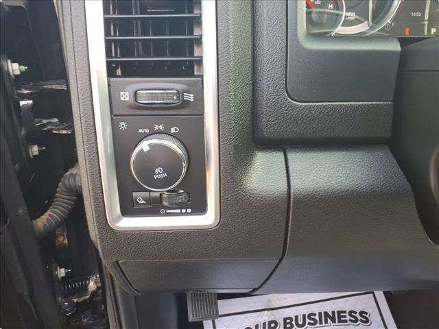 Used 2022 RAM 1500 Classic SLT w/ Electronics Convenience Group AWD/4WD image 20