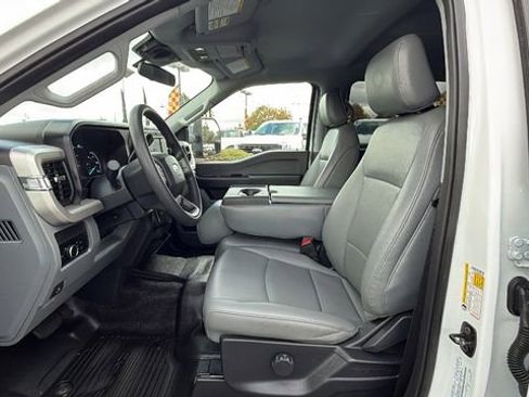 Used 2024 Ford F350 XL image 33