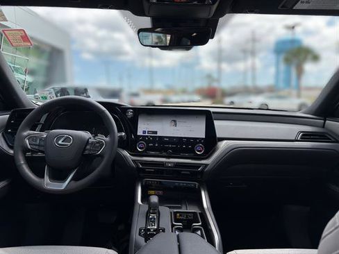 Used 2026 Lexus TX 350 AWD w/ Technology Package image 15