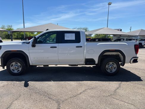 Used 2024 GMC Sierra 2500 Pro w/ Convenience Package image 10