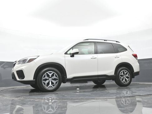 Used 2021 Subaru Forester Premium AWD/4WD image 42