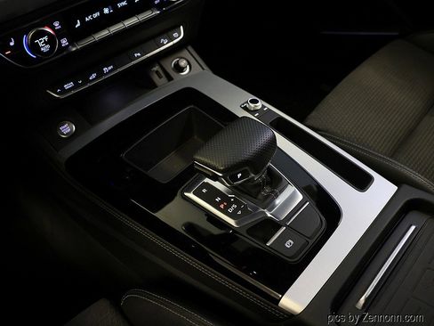 Used 2021 Audi Q5 e Premium Plus w/ Premium Plus Package image 26