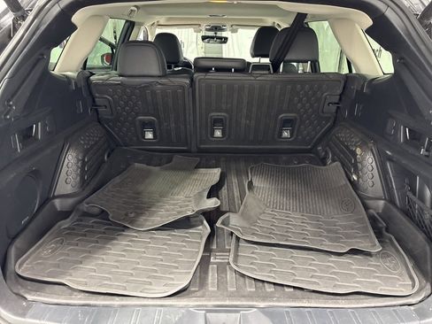 Used 2022 Subaru Outback Limited w/ Popular Package #2 image 9