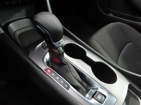 Used 2024 Chevrolet Malibu LS FWD image 22