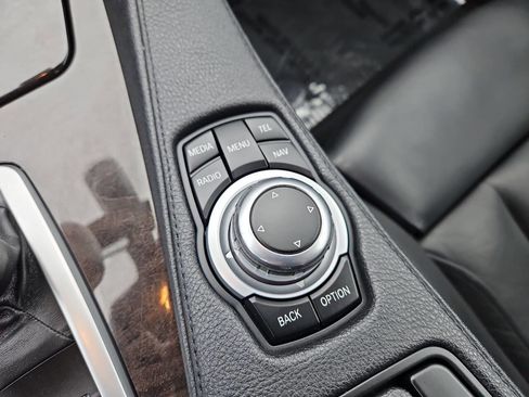 Used 2013 BMW 650i xDrive Convertible image 23