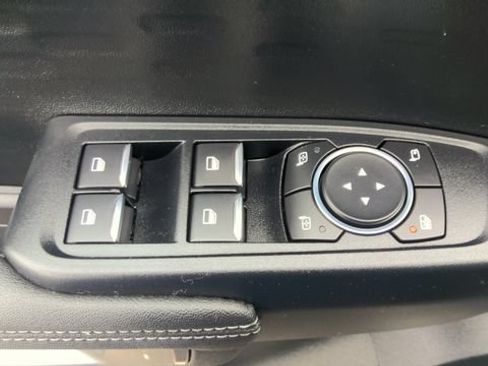 Used 2025 Ford Ranger XLT w/ Chrome Accent Package AWD/4WD image 56