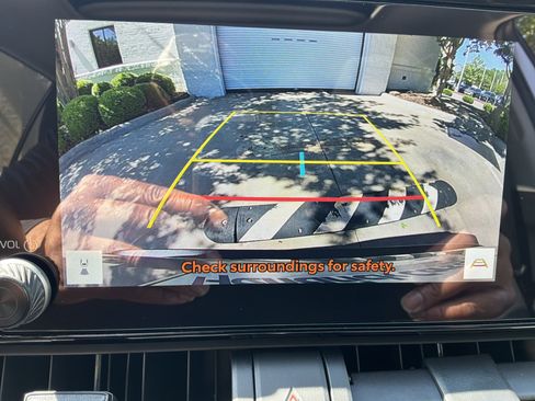 Used 2025 Toyota RAV4 XLE w/ Convenience Package image 25