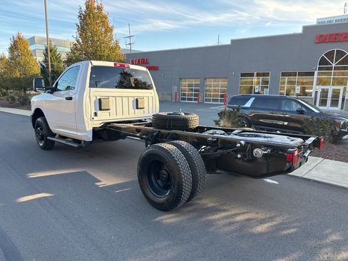 New 2026 RAM 3500 Tradesman AWD/4WD image 5