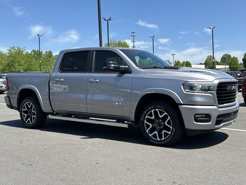 Used 2025 RAM 1500 Laramie w/ Sport Appearance Package AWD/4WD image 8