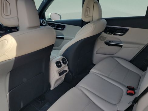 Certified 2026 Mercedes-Benz GLC 300 image 25