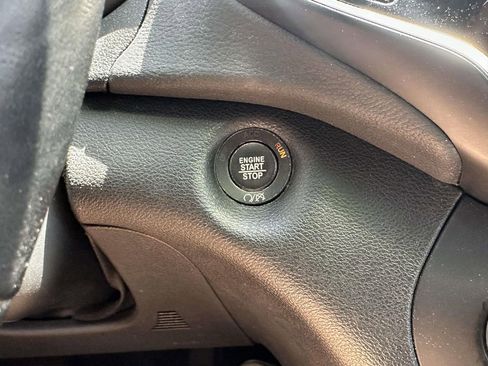 Used 2020 Jeep Cherokee Limited AWD/4WD image 31