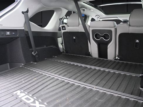Certified 2026 Acura MDX SH-AWD w/ Advance Package image 23