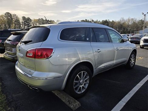 Used 2017 Buick Enclave Leather image 8