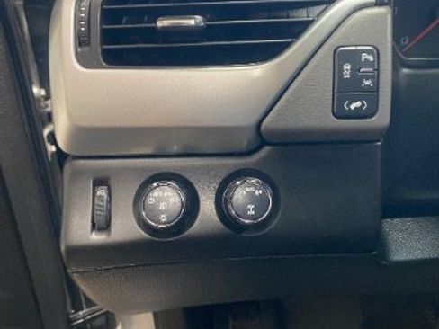 Used 2020 Chevrolet Tahoe LT AWD/4WD image 22