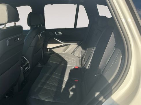 New 2026 BMW X5 xDrive40i w/ Climate Comfort Package image 13