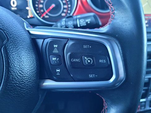 Used 2021 Jeep Wrangler Unlimited Rubicon AWD/4WD image 30