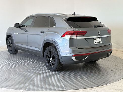 Used 2021 Volkswagen Atlas Cross Sport SE AWD/4WD image 3