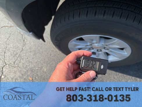 Used 2025 Chevrolet Silverado 1500 LT RWD image 2