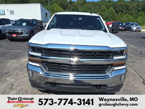 Used 2018 Chevrolet Silverado 1500 LT w/ All Star Edition AWD/4WD image 3