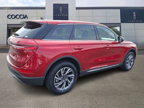 Certified 2024 Lincoln Corsair AWD w/ Equipment Group 101A image 4