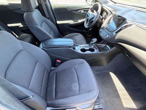Used 2023 Chevrolet Malibu LT FWD image 12