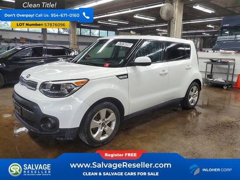 Used 2019 Kia Soul FWD image 1