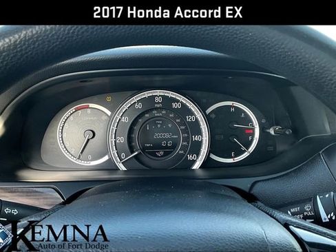Used 2017 Honda Accord EX image 14