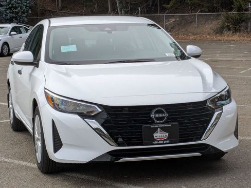 New 2025 Nissan Sentra S image 3