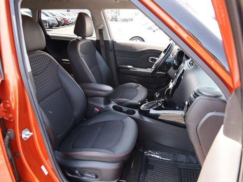 Used 2018 Kia Soul ! w/ Tech Package FWD image 25