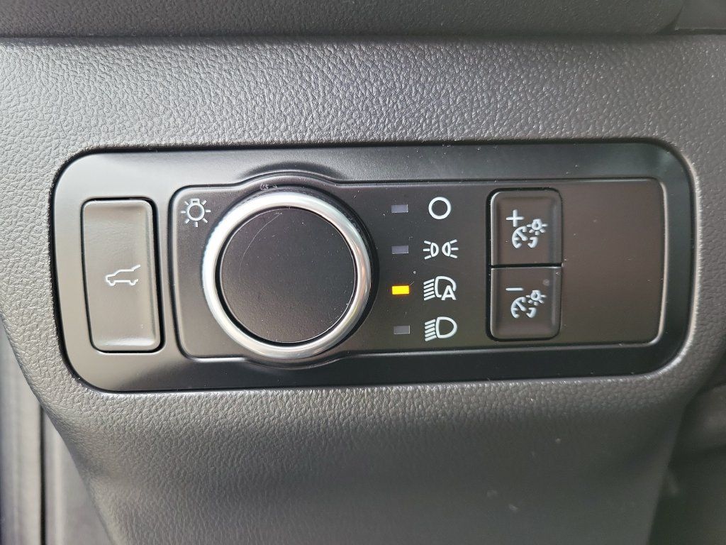 Used 2023 Ford Escape ST-Line w/ Tech Pack #1 FWD image 21