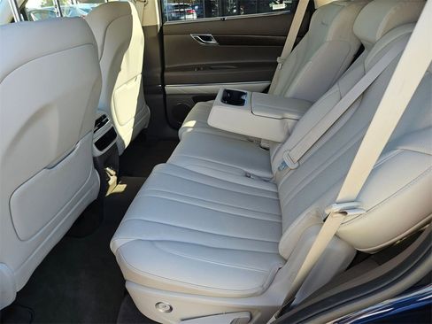 Used 2024 Genesis GV80 2.5T image 26