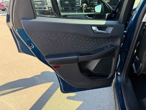 Used 2020 Ford Escape SE Sport image 10