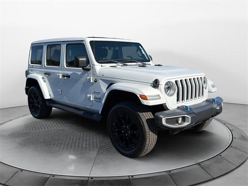 Used 2022 Jeep Wrangler Unlimited Sahara w/ Cold Weather Group image 1